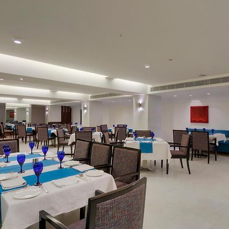 Pride Hotel, Chennai Exterior foto