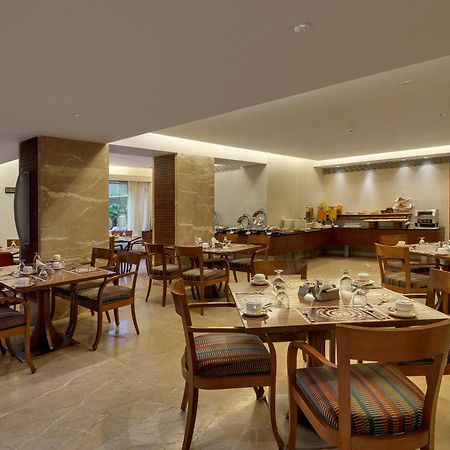 Pride Hotel, Chennai Restaurant foto
